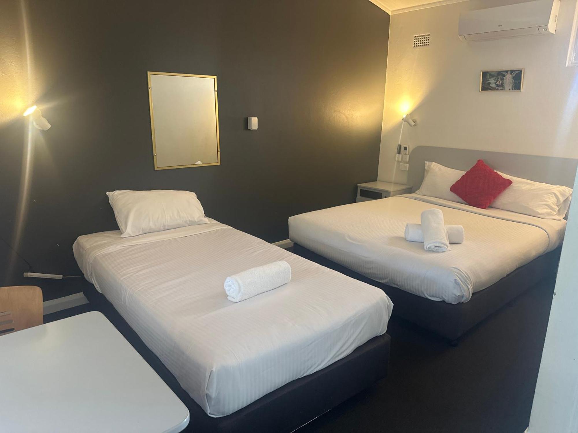 Memphis Motor Inn Паркс Экстерьер фото